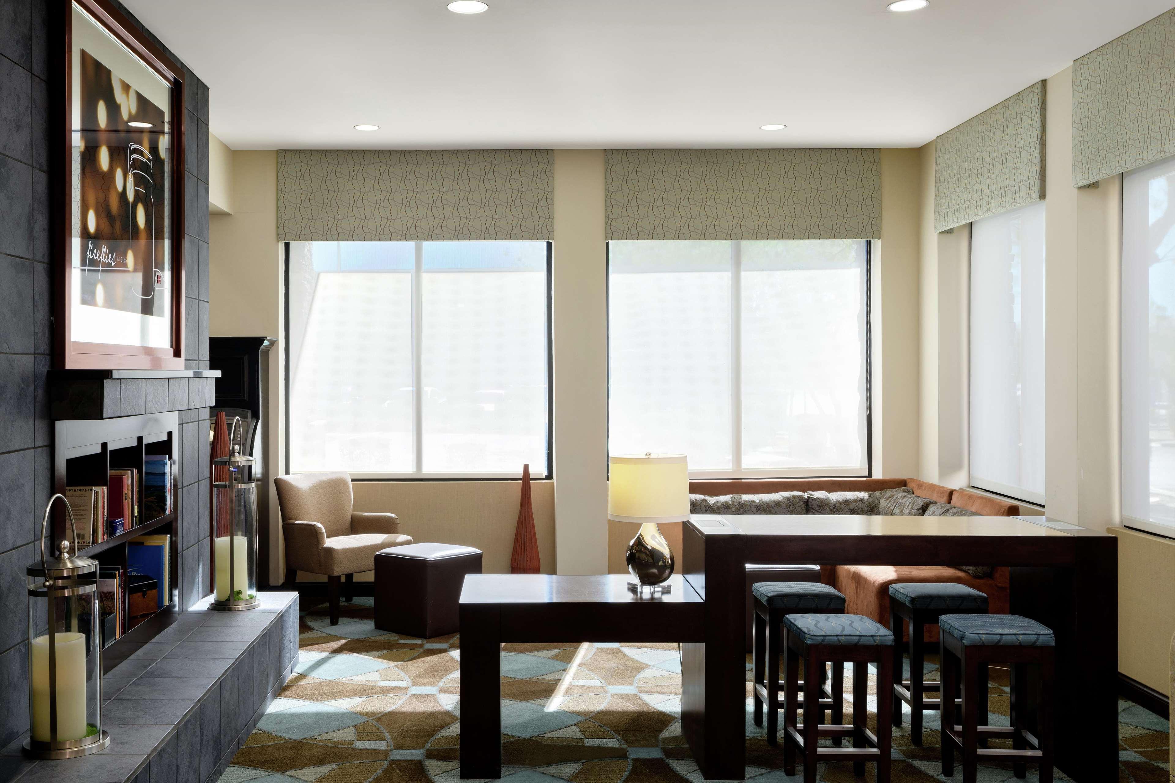 Hilton Garden Inn Phoenix North Happy Valley Esterno foto