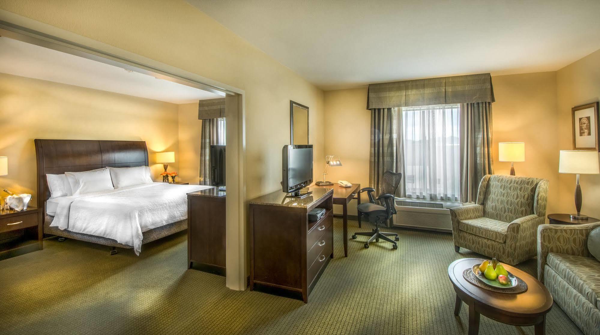 Hilton Garden Inn Phoenix North Happy Valley Esterno foto