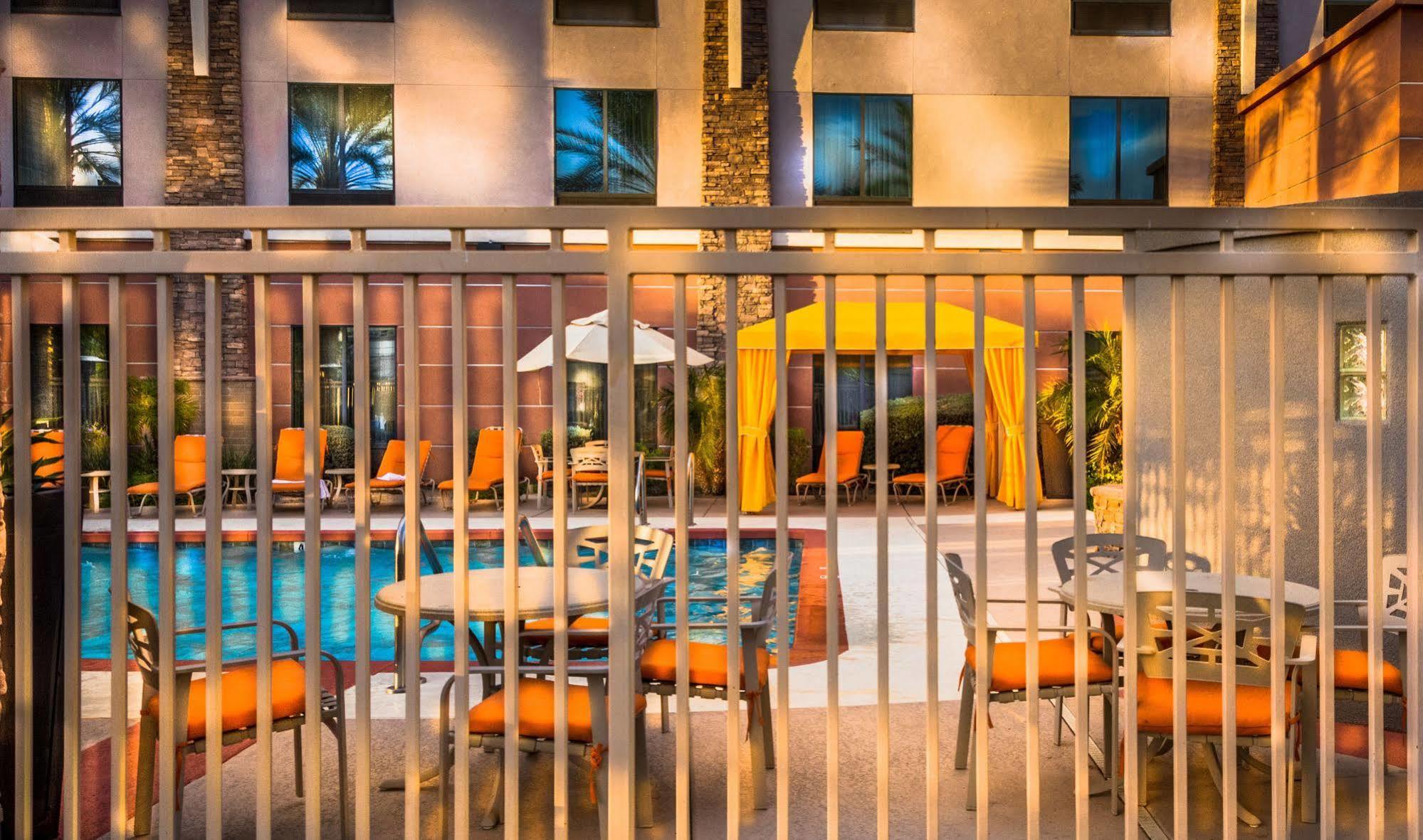 Hilton Garden Inn Phoenix North Happy Valley Esterno foto